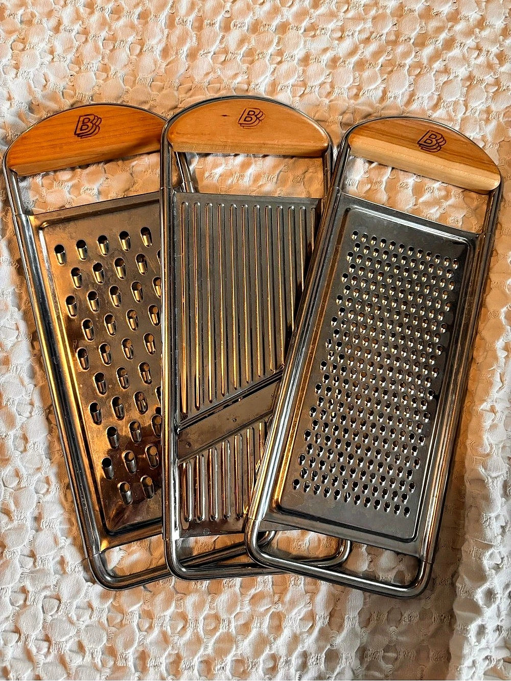 Italian grating and slicing set